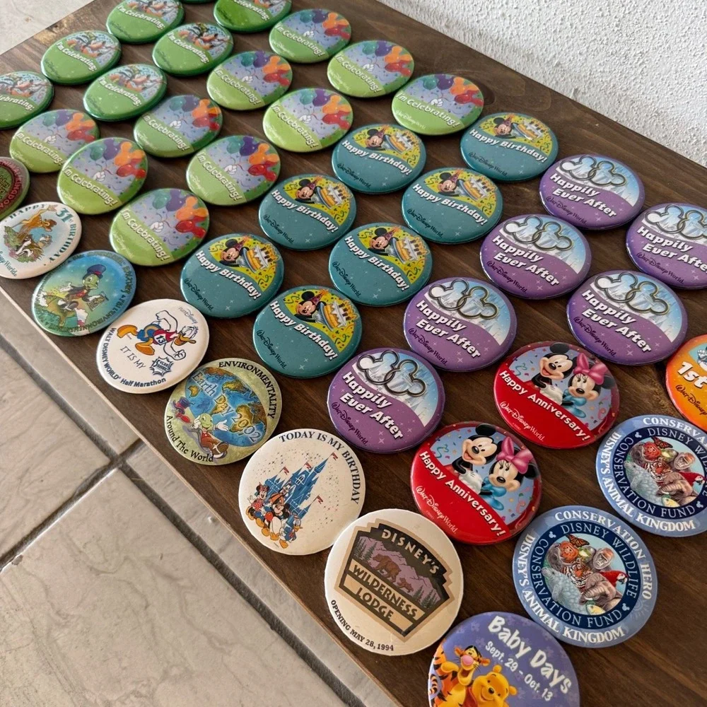 6pc Disney World I'm Celebrating Goofy Button Pins Lot of 6